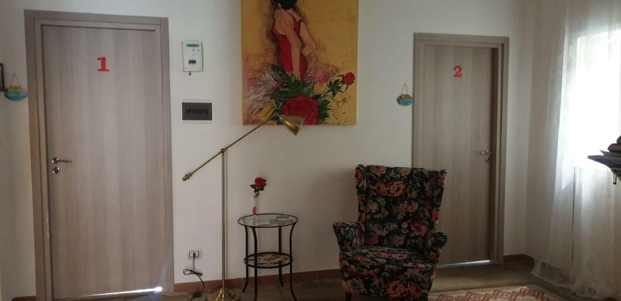 Al Molo Sant'Eligio Hotel Taranto Esterno foto